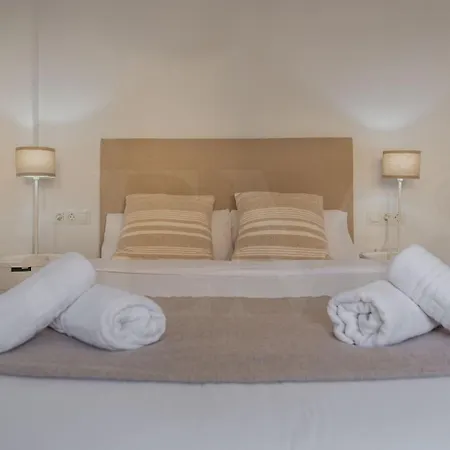 Appartement Peaceful & Bright With Patio - Center