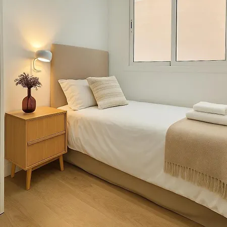Appartement Peaceful & Bright With Patio - Center *