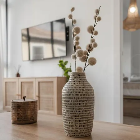 Appartamento Peaceful & Bright With Patio - Center