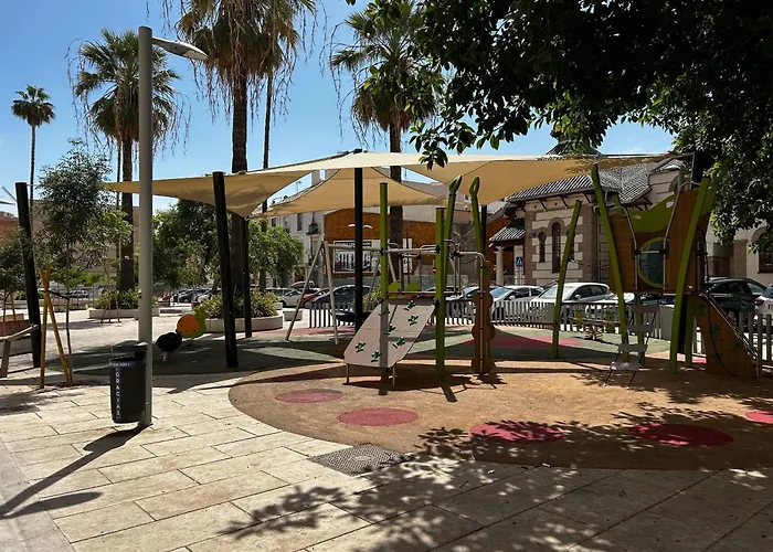Peaceful & Bright With Patio - Center Malaga